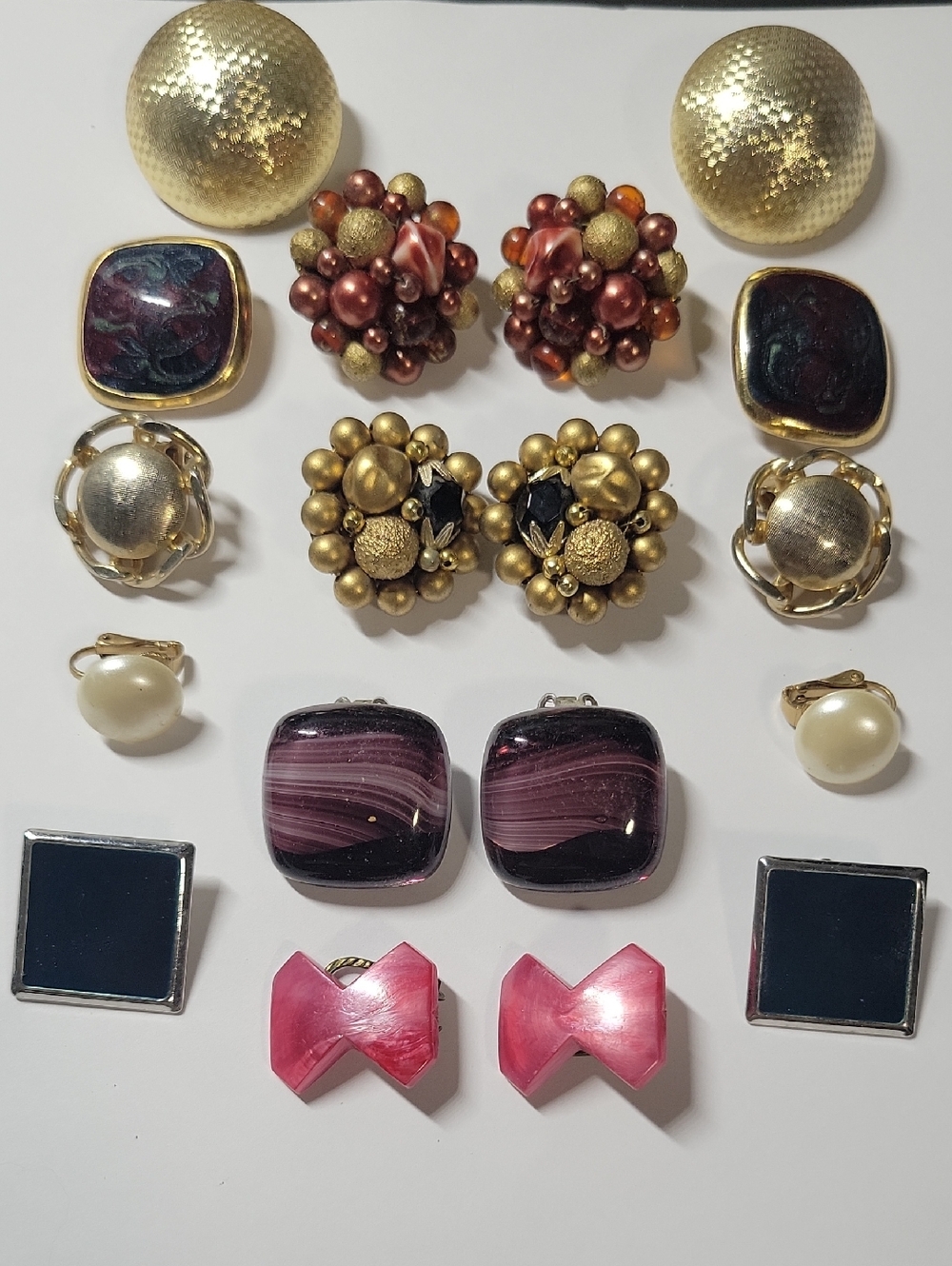 Unbranded Pink Geometric Clip-On Earrings – Bold Statement Pair